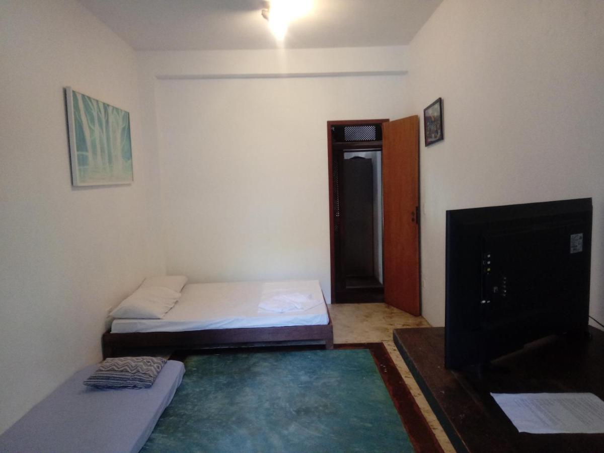 Lindas Suites A Uma Quadra Da Praia E Centro Ubatuba Exterior foto