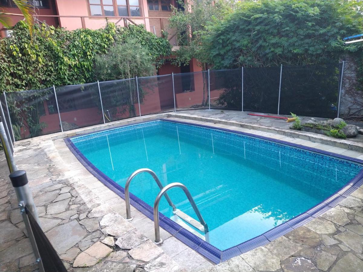 Lindas Suites A Uma Quadra Da Praia E Centro Ubatuba Exterior foto