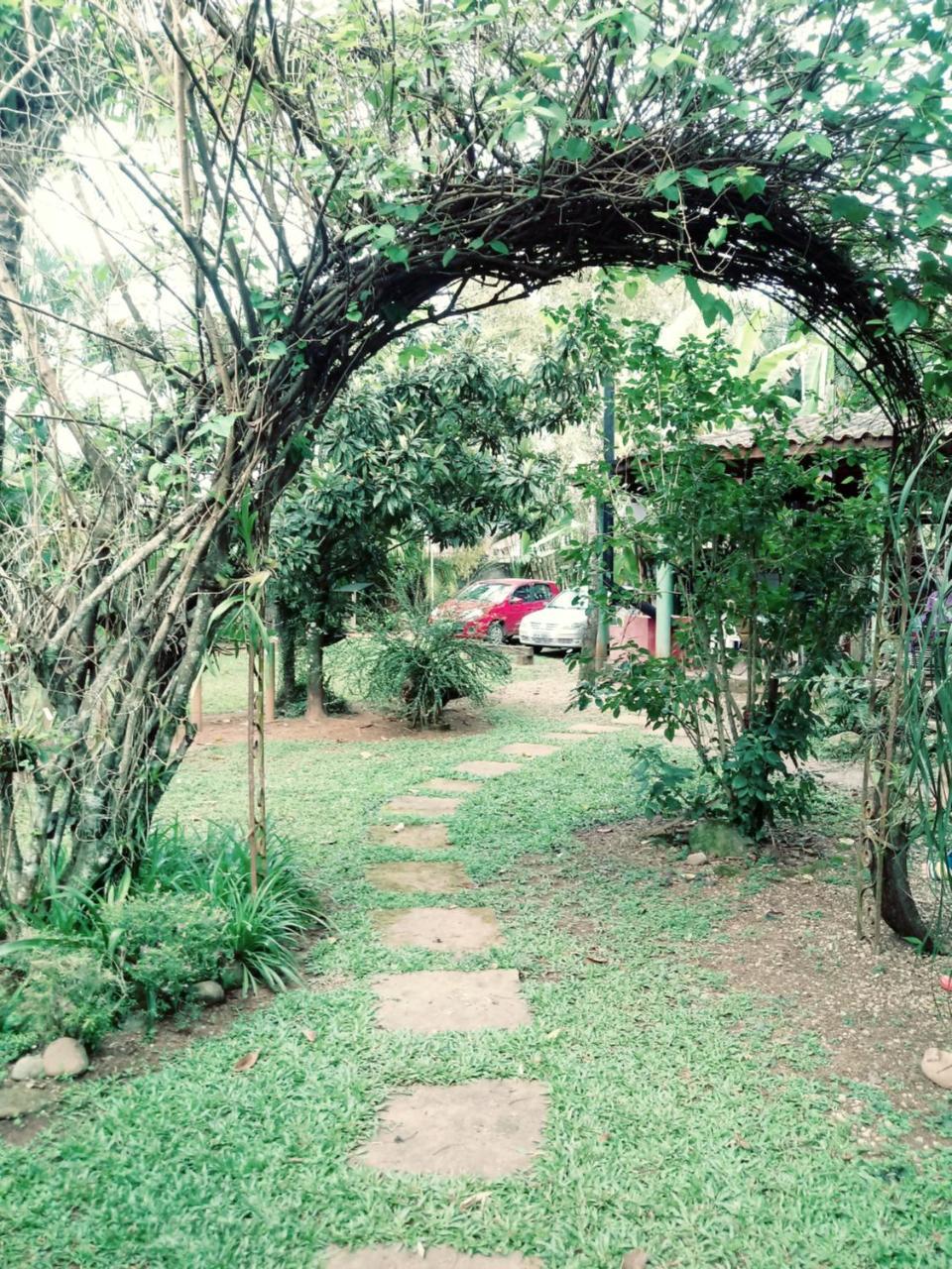 Lindas Suites A Uma Quadra Da Praia E Centro Ubatuba Exterior foto