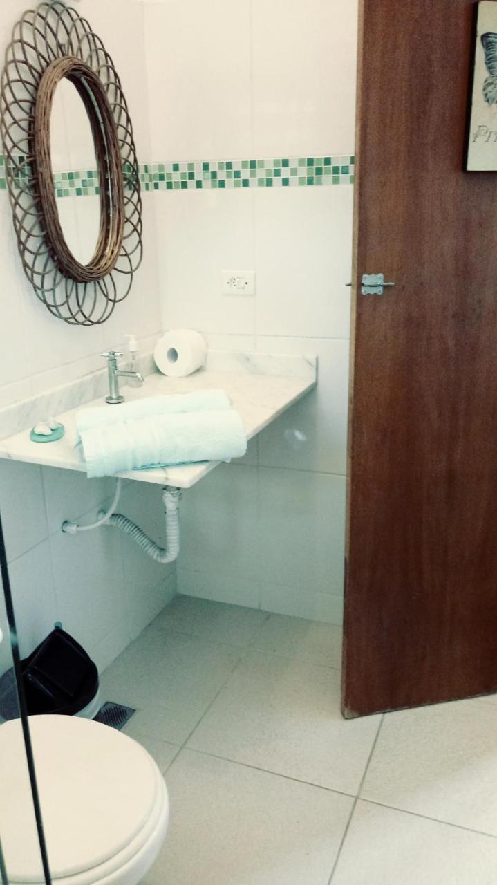 Lindas Suites A Uma Quadra Da Praia E Centro Ubatuba Exterior foto